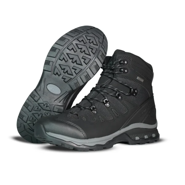trekking shoes